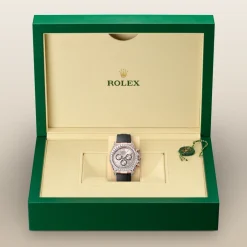 rolex  Cosmograph Daytona Oyster, 40 mm, Everose gold and diamonds M126535TBR-0002